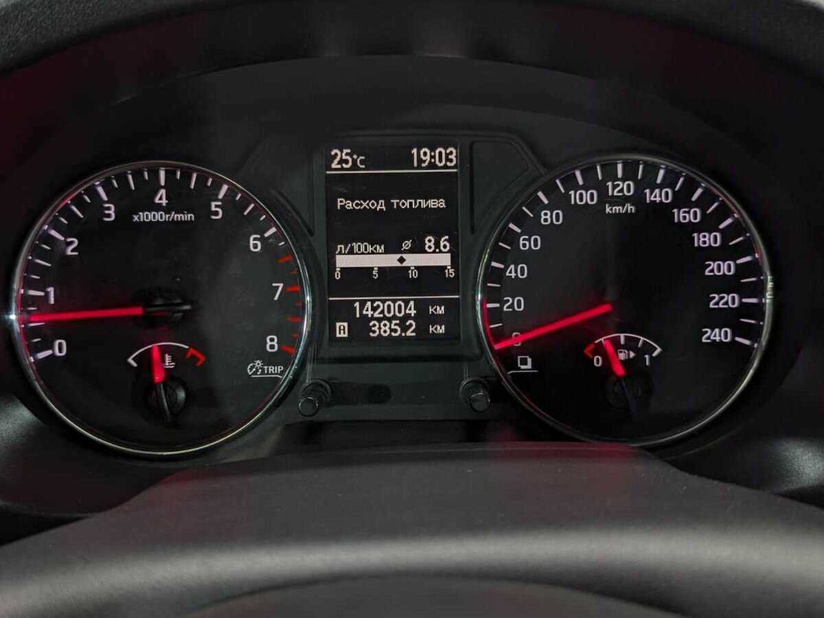 Ниссан Икс-Трейл б/у, 2013, Механическая. Фото: #11