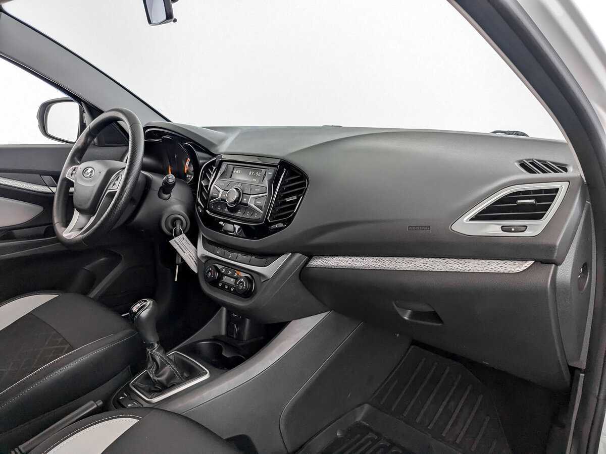 Лада (ВАЗ) Веста б/у, 2019, Механическая. Фото: #8