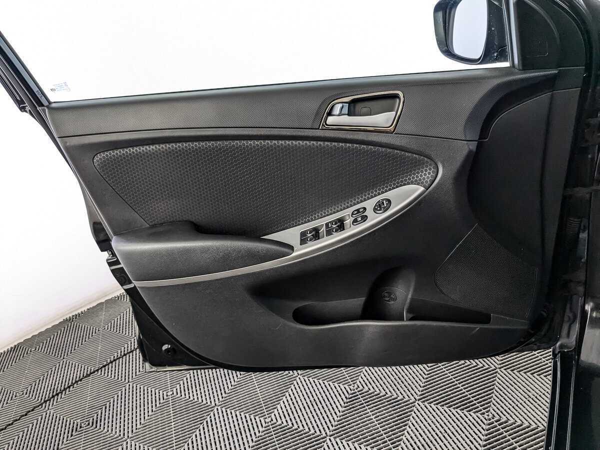 Хендай Солярис б/у, 2015, Автоматическая. Фото: #14