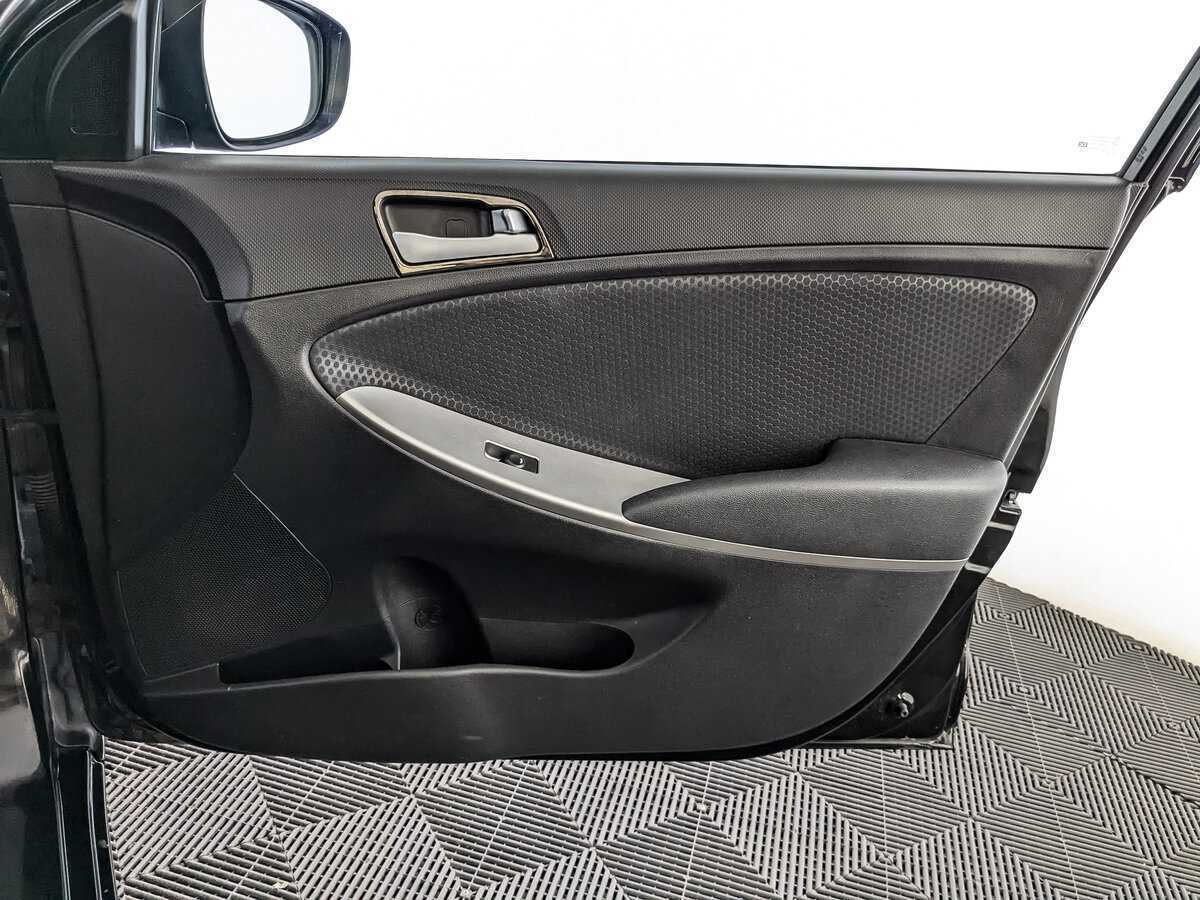 Хендай Солярис б/у, 2015, Автоматическая. Фото: #19