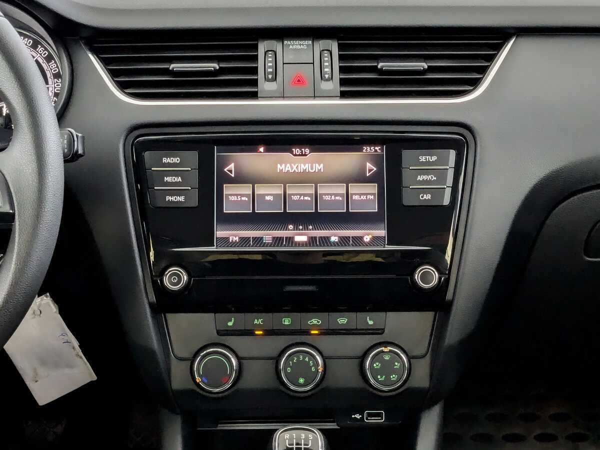 Шкода Октавия б/у, 2019, Механическая. Фото: #12