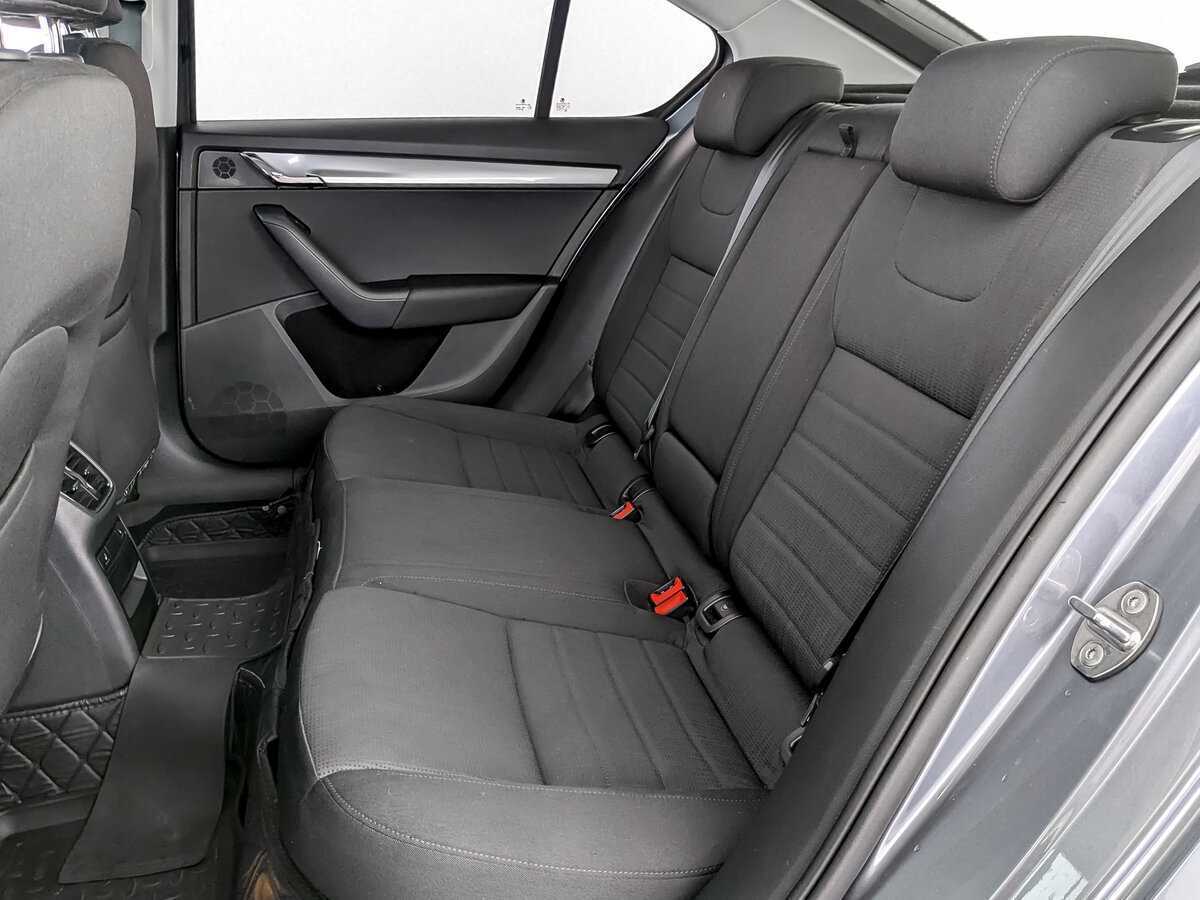 Шкода Октавия б/у, 2016, Роботизированная. Фото: #9