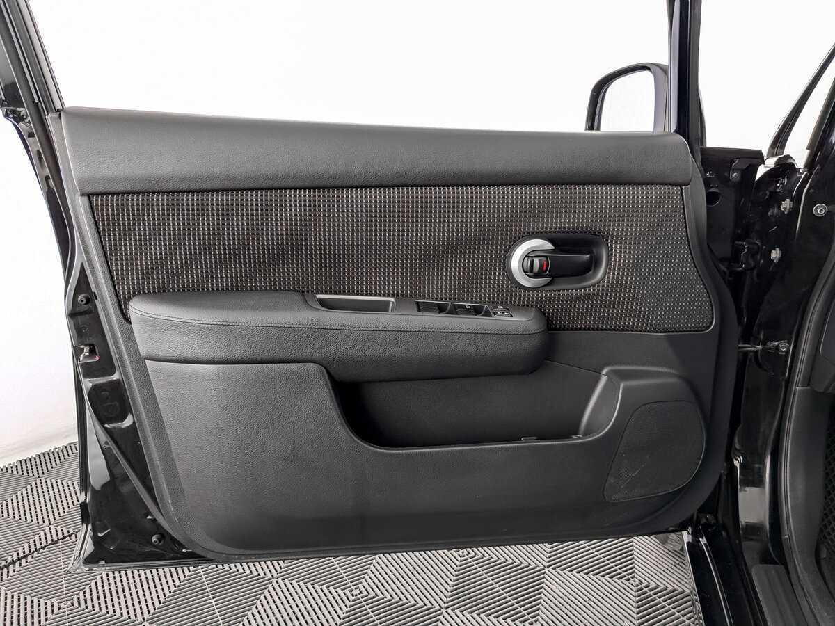 Ниссан Тиида б/у, 2013, Автоматическая. Фото: #14