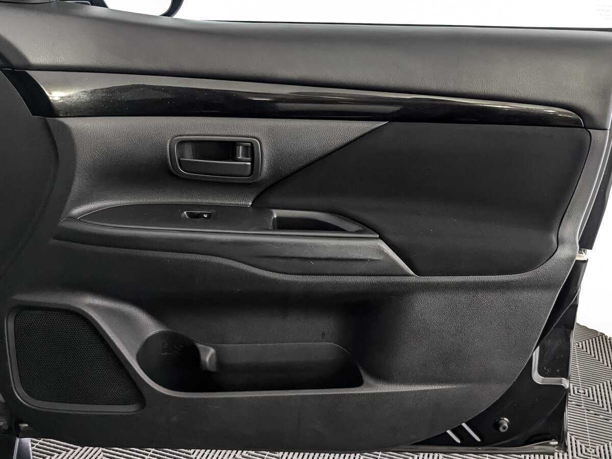 Митсубиши Оутлэндер б/у, 2018, Вариатор. Фото: #20