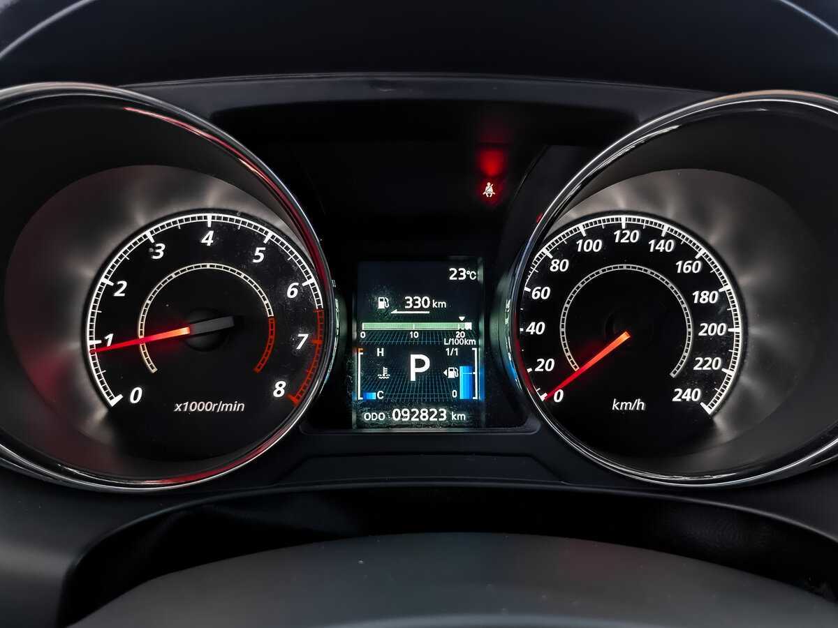 Митсубиши АС-Икс б/у, 2014, Вариатор. Фото: #10