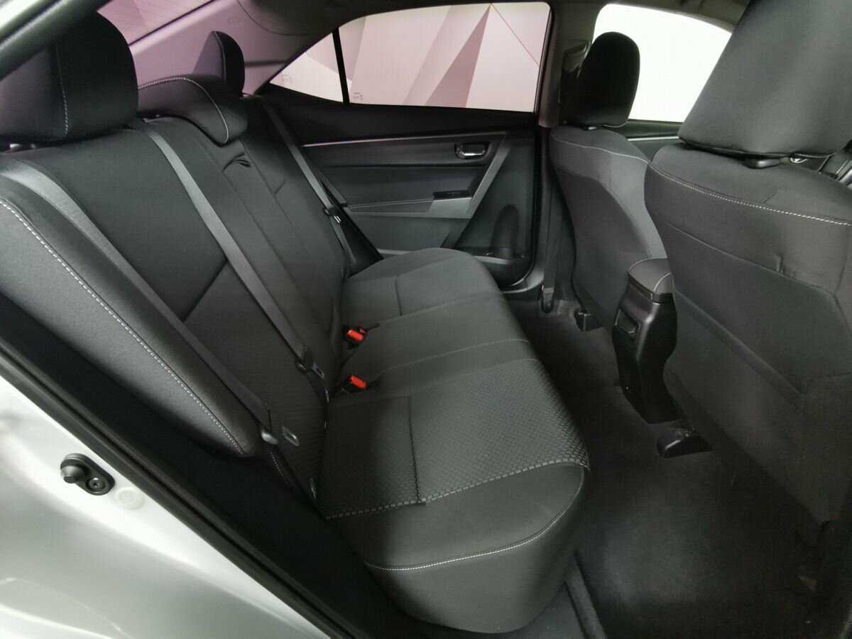 Тойота Королла б/у, 2013, Механическая. Фото: #11