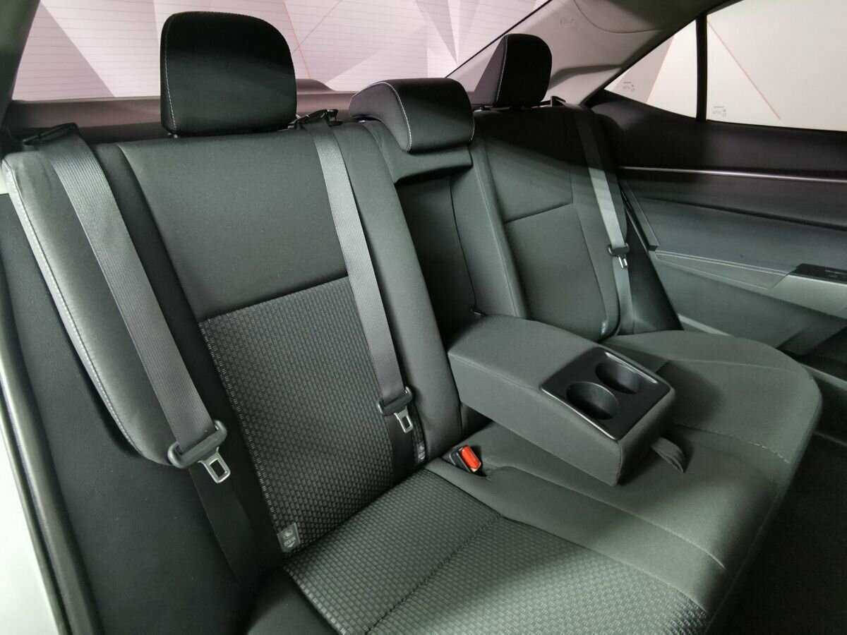 Тойота Королла б/у, 2013, Механическая. Фото: #12