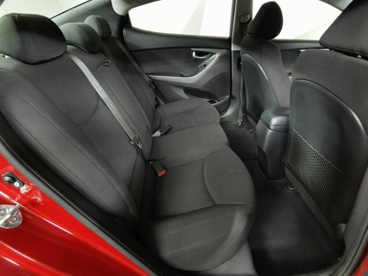 Хендай Елантра б/у, 2015, Автоматическая. Фото: #11