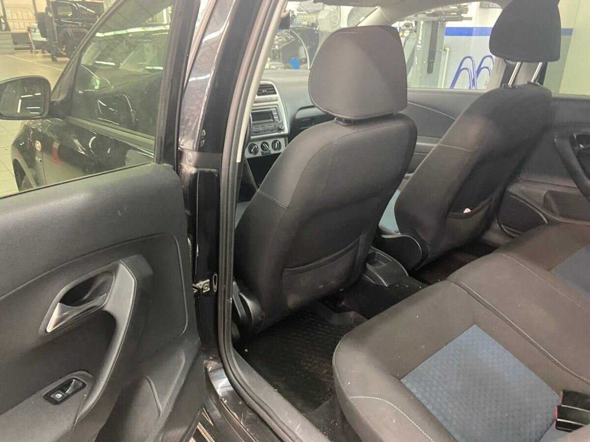 Фольксваген Поло б/у, 2013, Автоматическая. Фото: #9