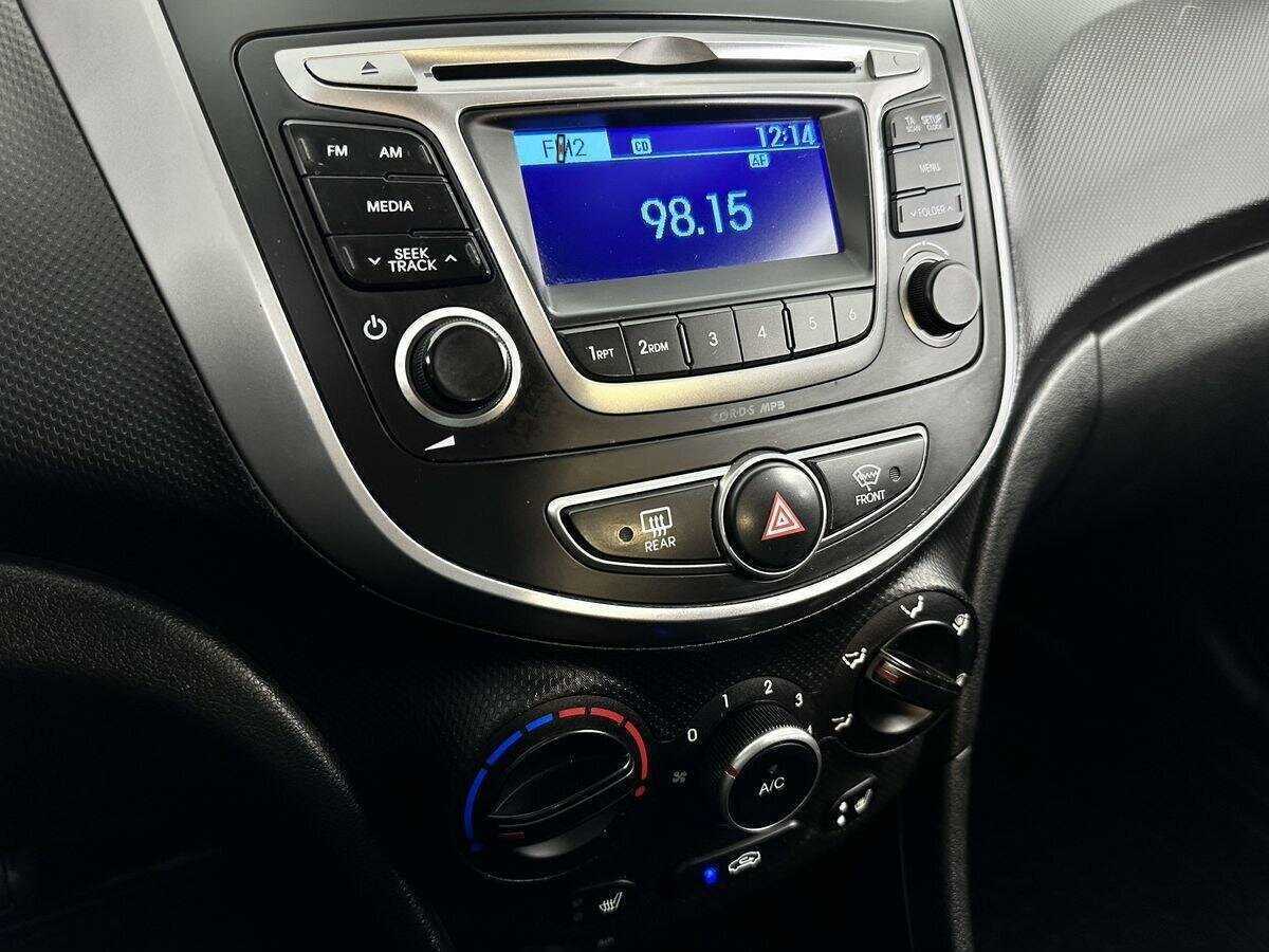 Хендай Солярис б/у, 2015, Автоматическая. Фото: #11