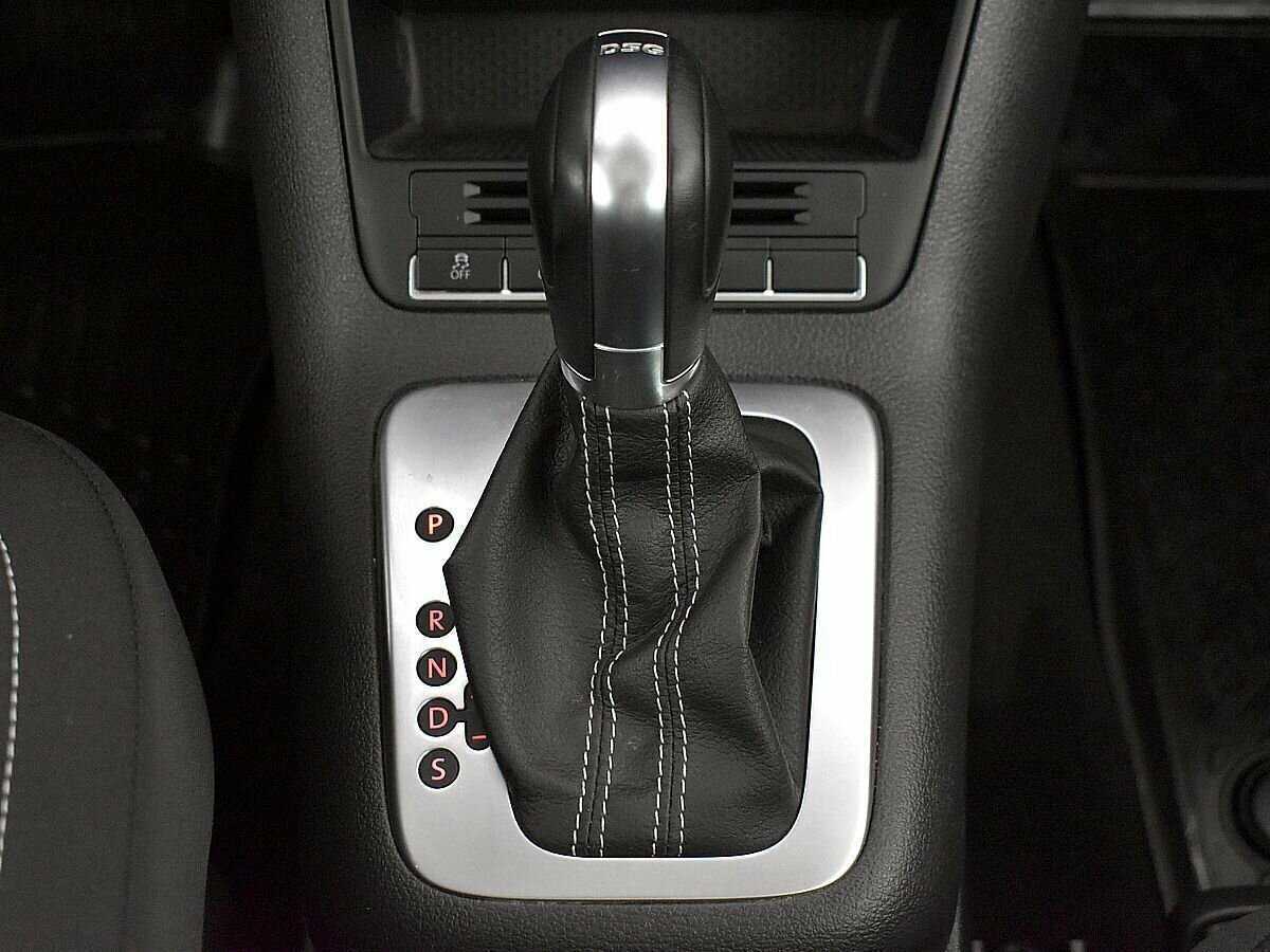 Фольксваген Тигуан б/у, 2016, Роботизированная. Фото: #14