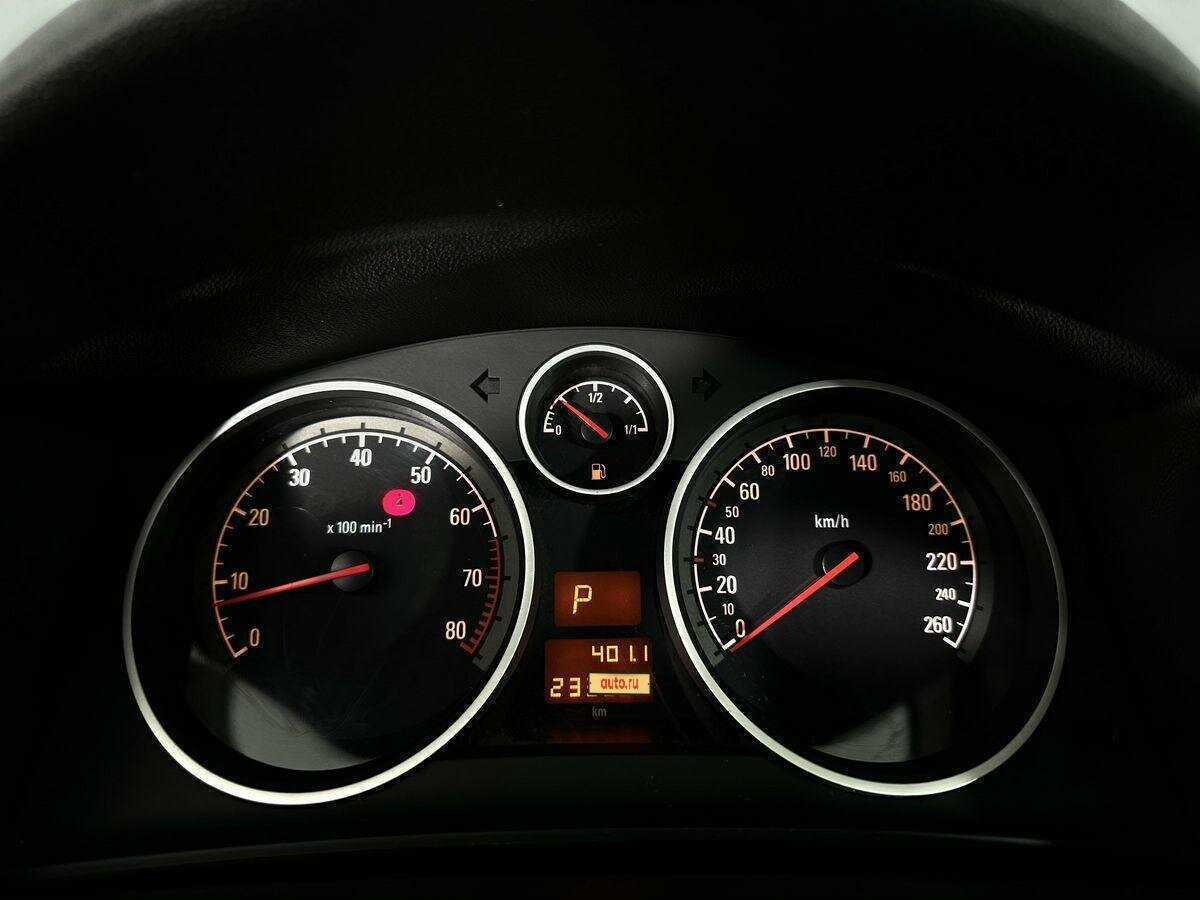 Опель Астра б/у, 2014, Автоматическая. Фото: #8