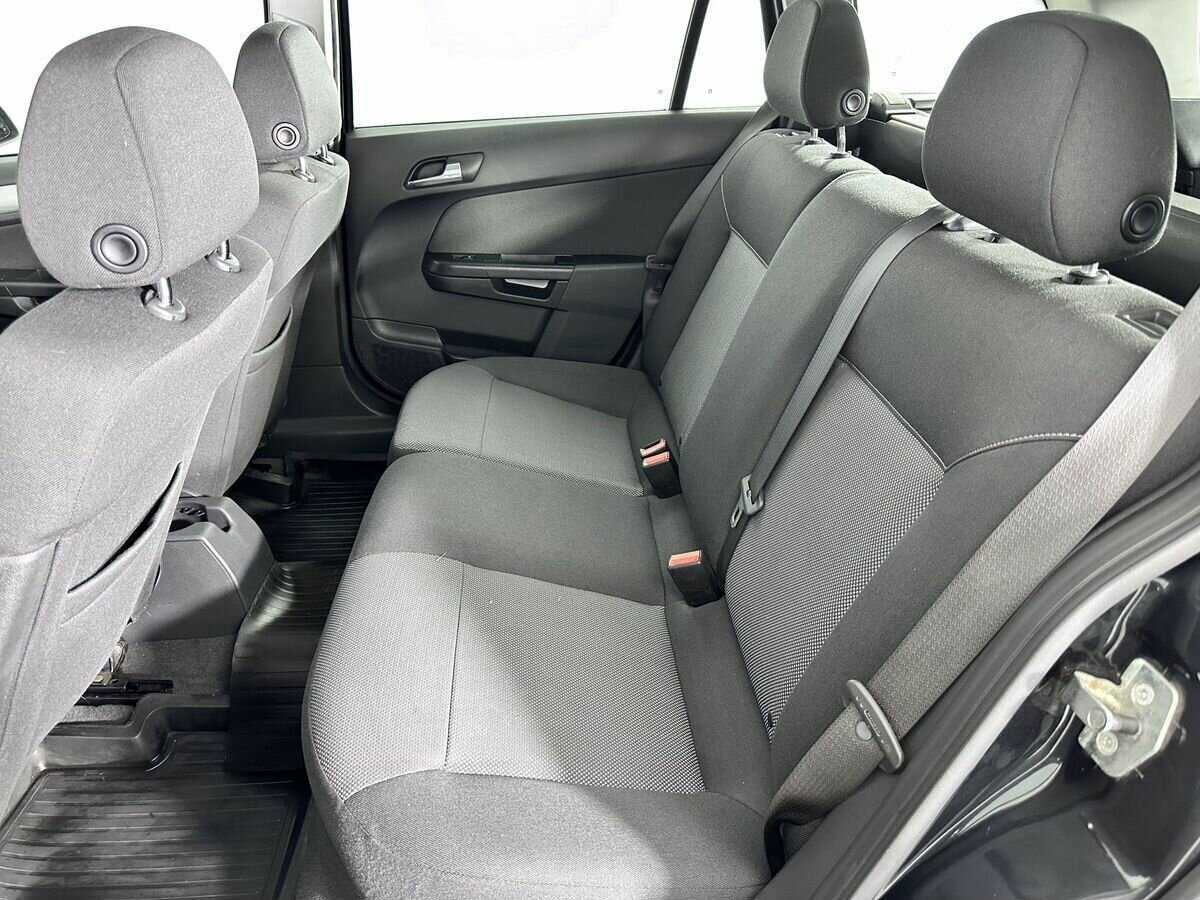 Опель Астра б/у, 2014, Автоматическая. Фото: #11