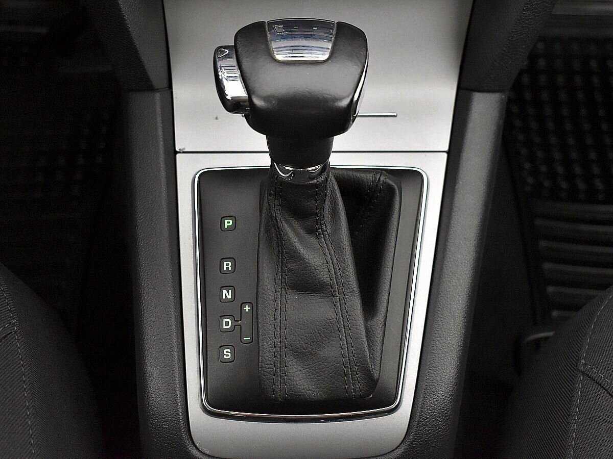 Шкода Октавия б/у, 2012, Автоматическая. Фото: #13