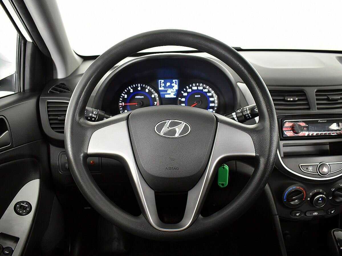 Хендай Солярис б/у, 2014, Автоматическая. Фото: #10