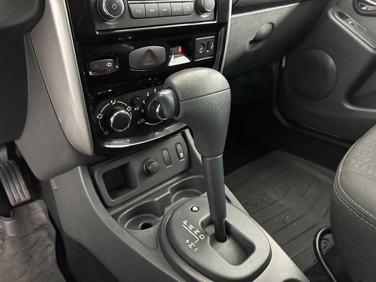 Ниссан Террано б/у, 2015, Автоматическая. Фото: #12