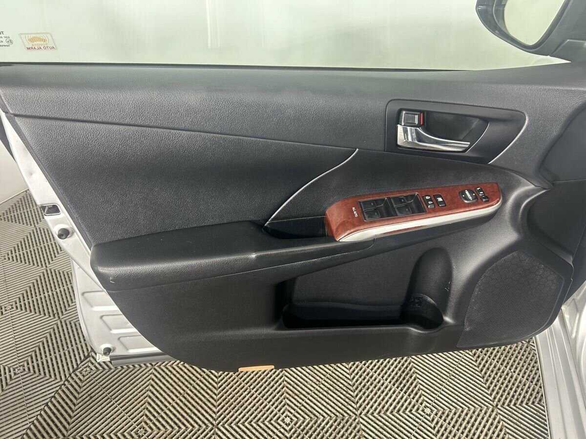 Тойота Камри б/у, 2013, Автоматическая. Фото: #7