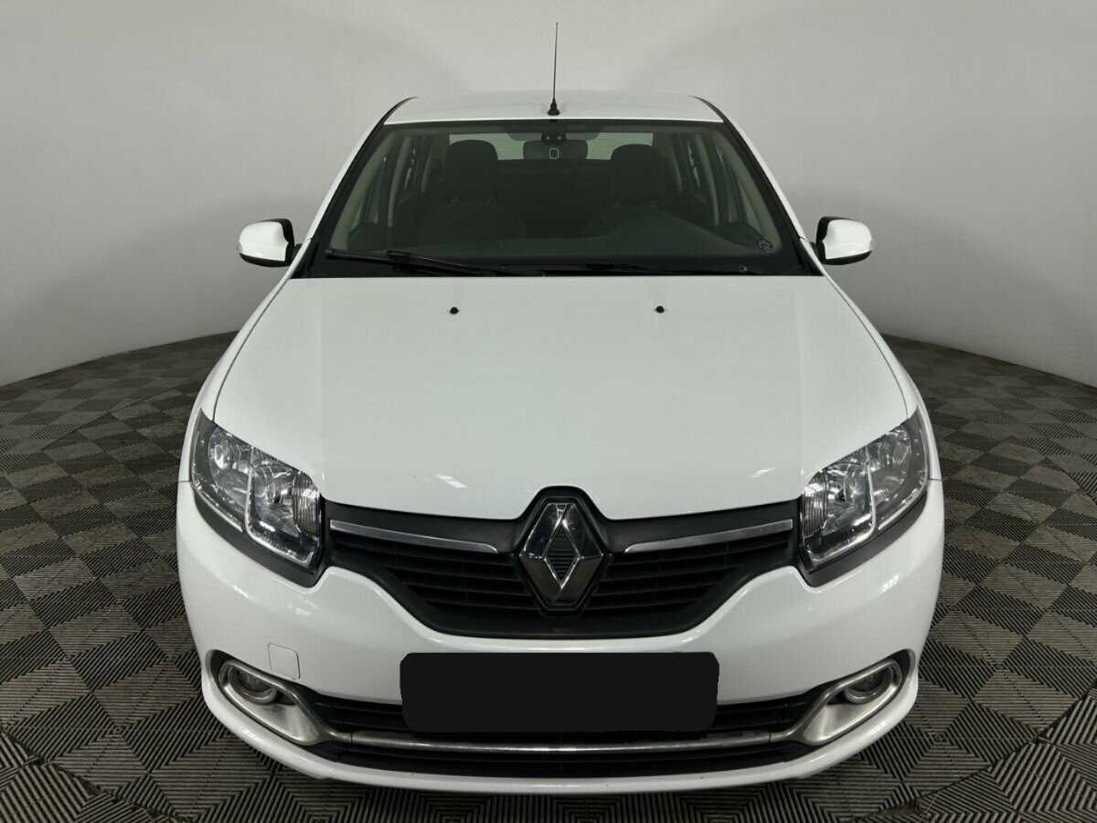 Рено Логан б/у, 2016, Автоматическая. Фото: #1
