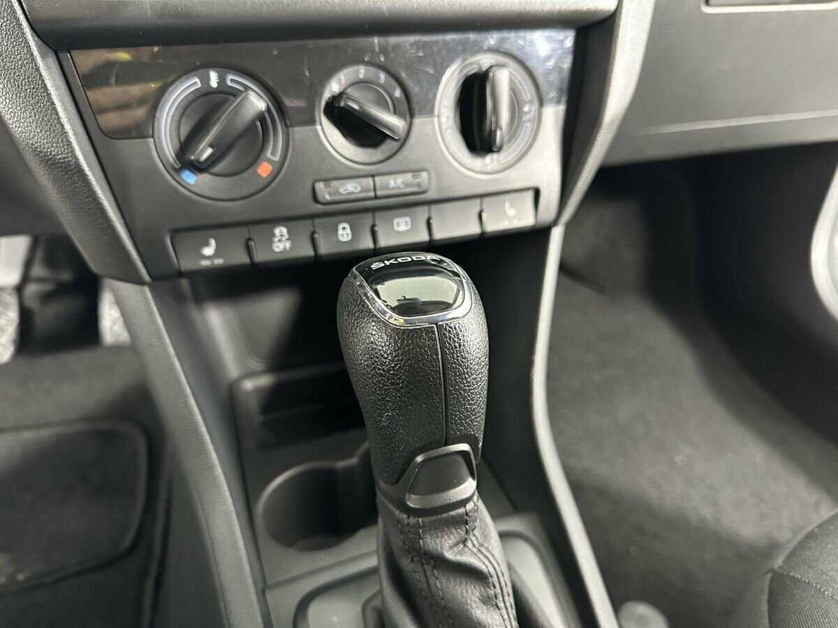 Шкода Рапид б/у, 2018, Автоматическая. Фото: #12