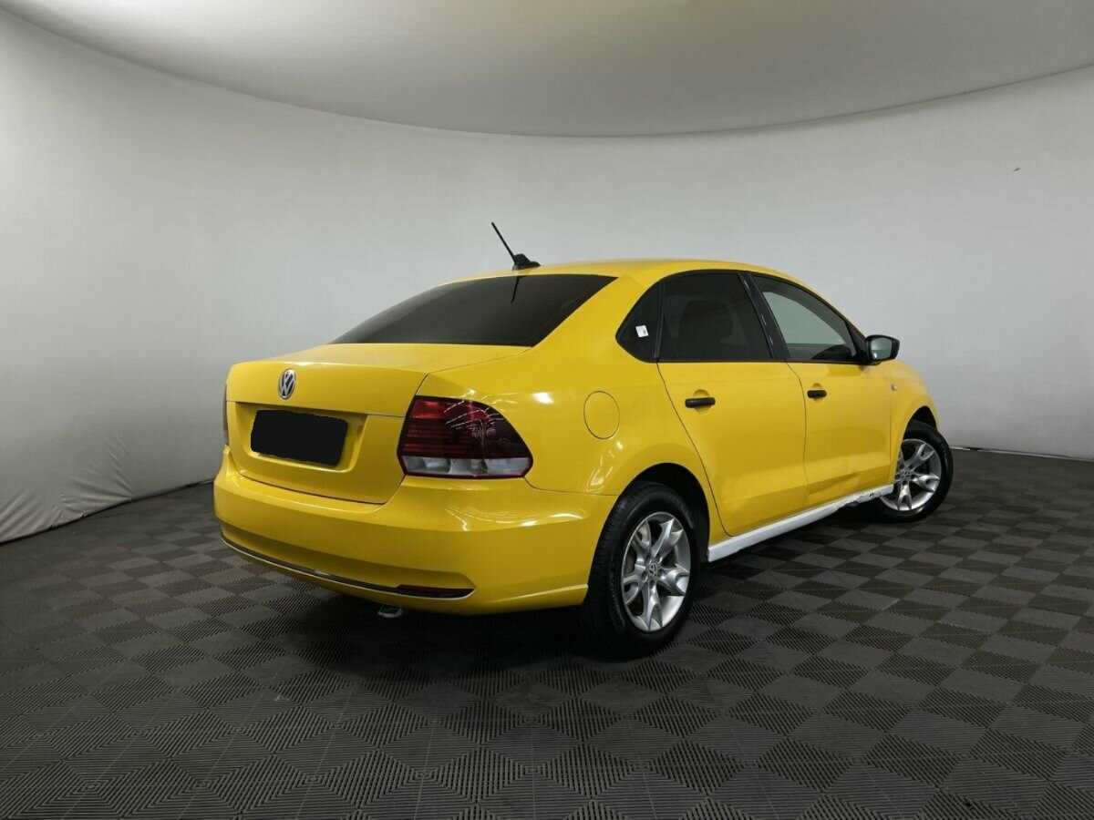 Фольксваген Поло б/у, 2017, Механическая. Фото: #5