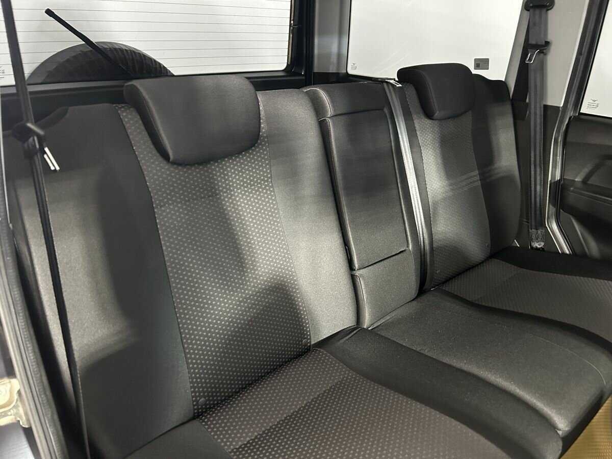 УАЗ Патриот б/у, 2016, Механическая. Фото: #14