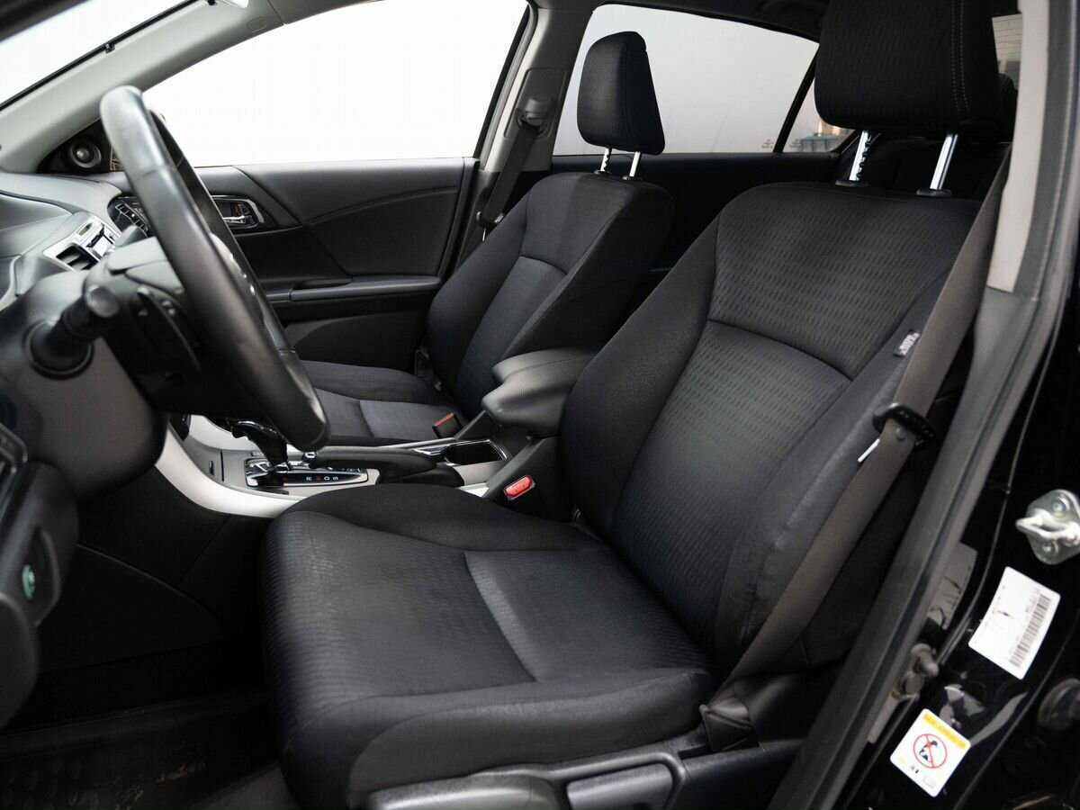 Хонда Аккорд б/у, 2013, Автоматическая. Фото: #7