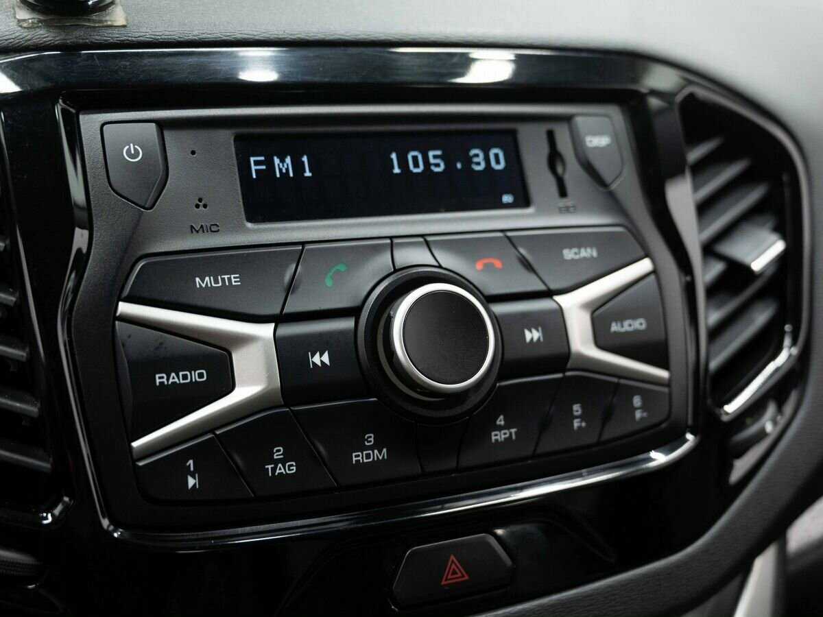 Лада (ВАЗ) Веста б/у, 2020, Механическая. Фото: #18