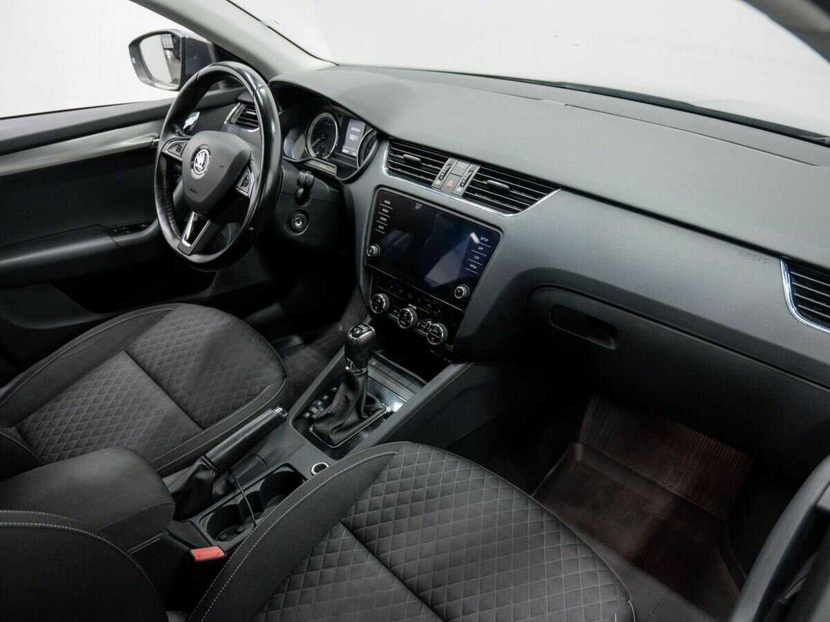 Шкода Октавия б/у, 2017, Роботизированная. Фото: #6