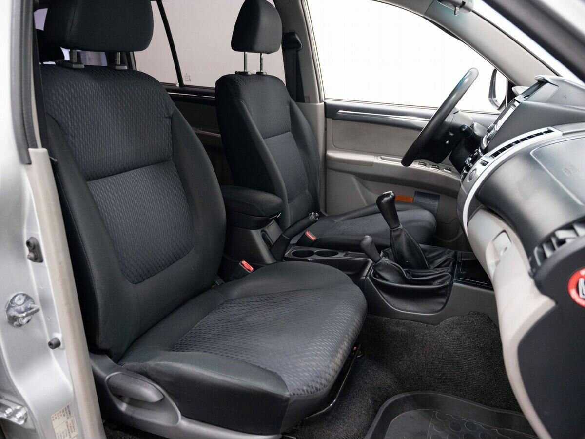 Митсубиши Паджеро Спорт б/у, 2014, Механическая. Фото: #11