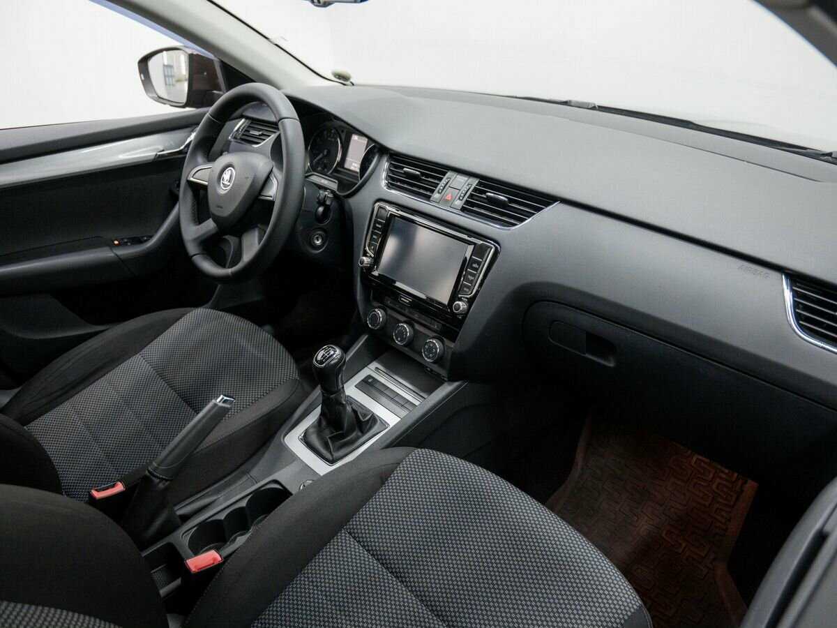 Шкода Октавия б/у, 2013, Механическая. Фото: #6