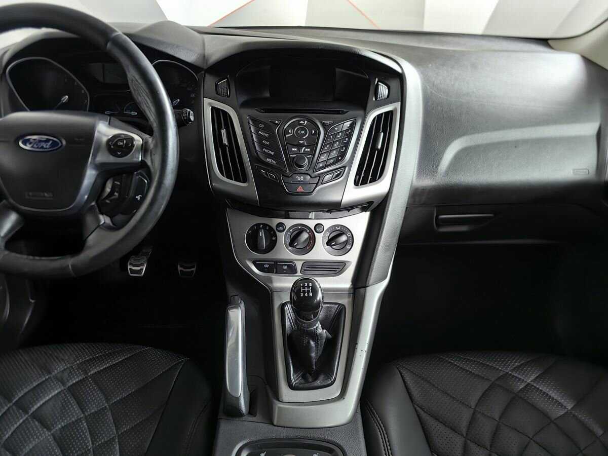 Форд Фокус б/у, 2012, Механическая. Фото: #9