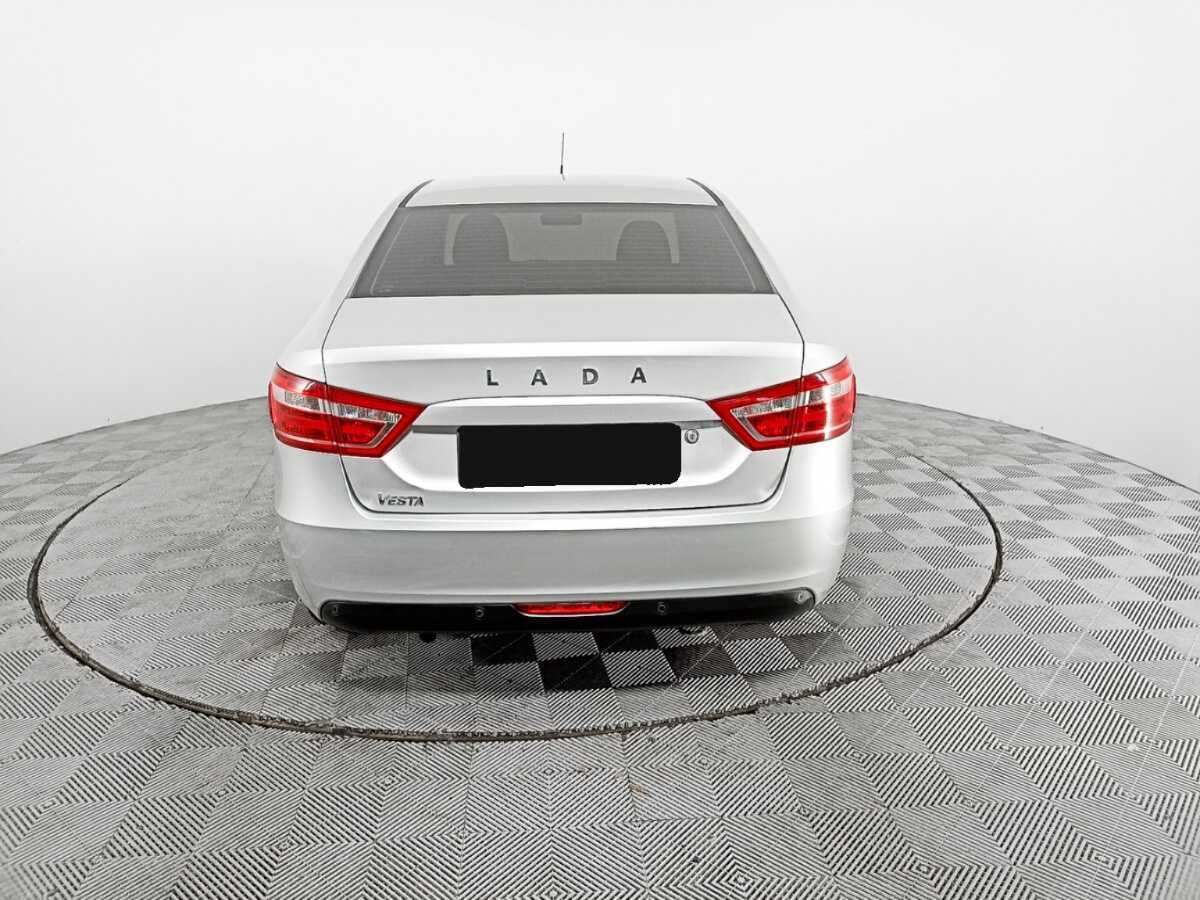 Лада (ВАЗ) Веста б/у, 2015, Механическая. Фото: #5