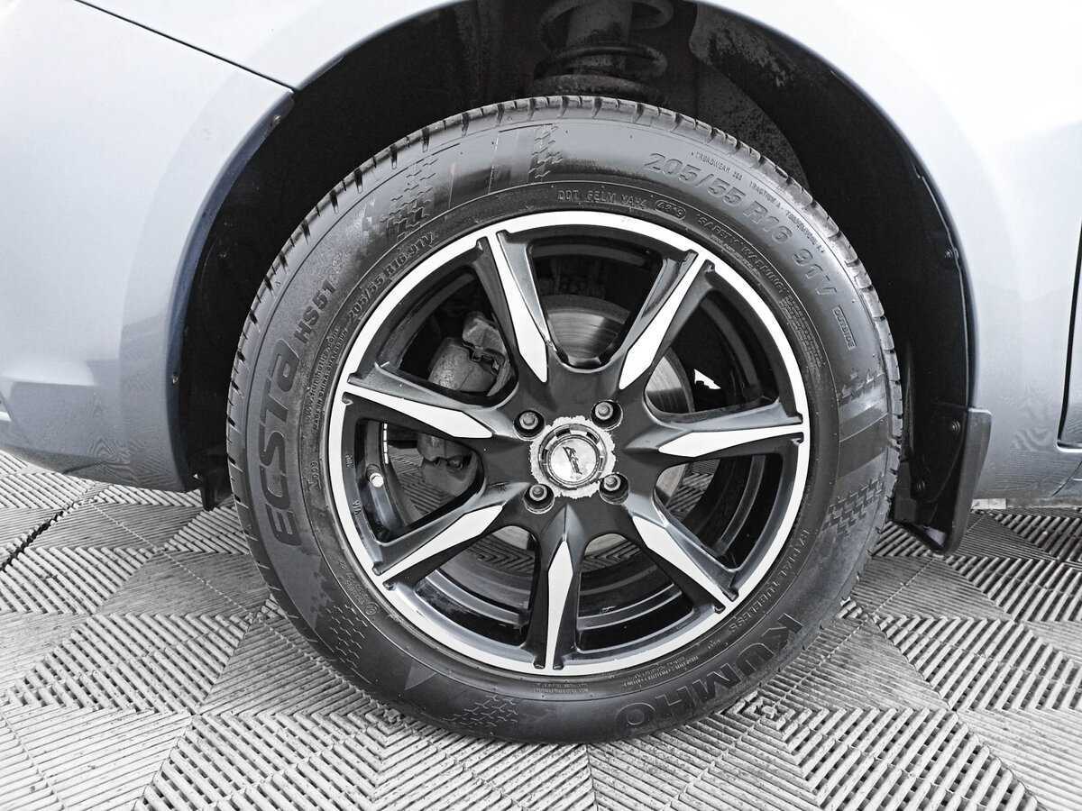 Лада (ВАЗ) Веста б/у, 2017, Механическая. Фото: #17