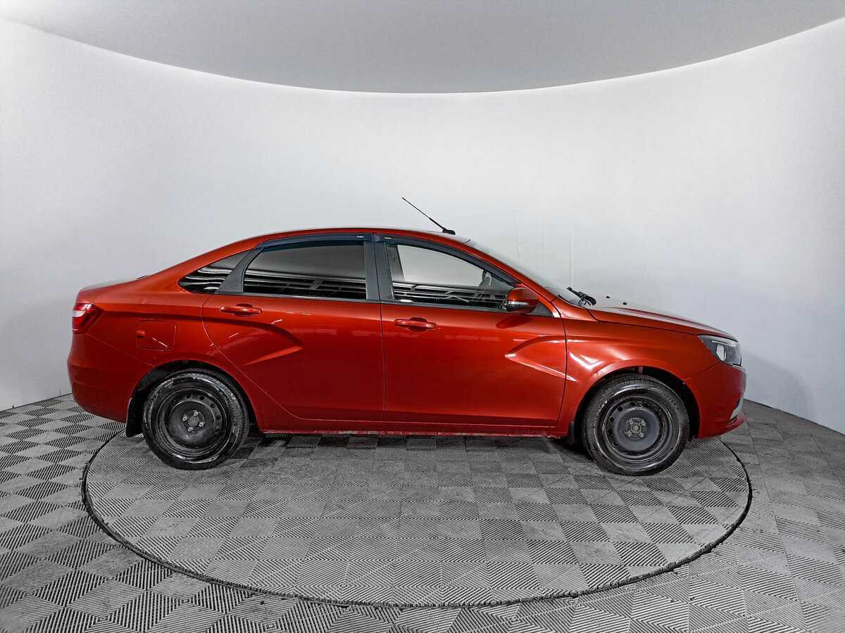 Лада (ВАЗ) Веста б/у, 2017, Механическая. Фото: #3