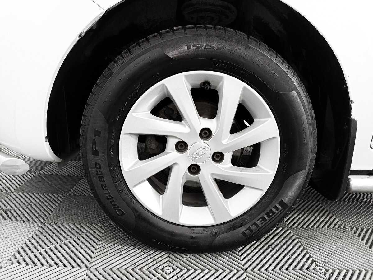 Лада (ВАЗ) ИКСРЭЙ б/у, 2017, Механическая. Фото: #17