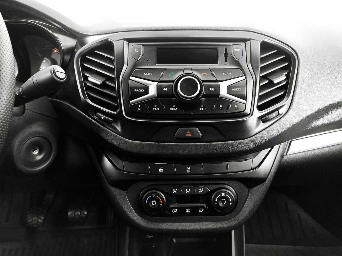 Лада (ВАЗ) Веста б/у, 2021, Механическая. Фото: #10