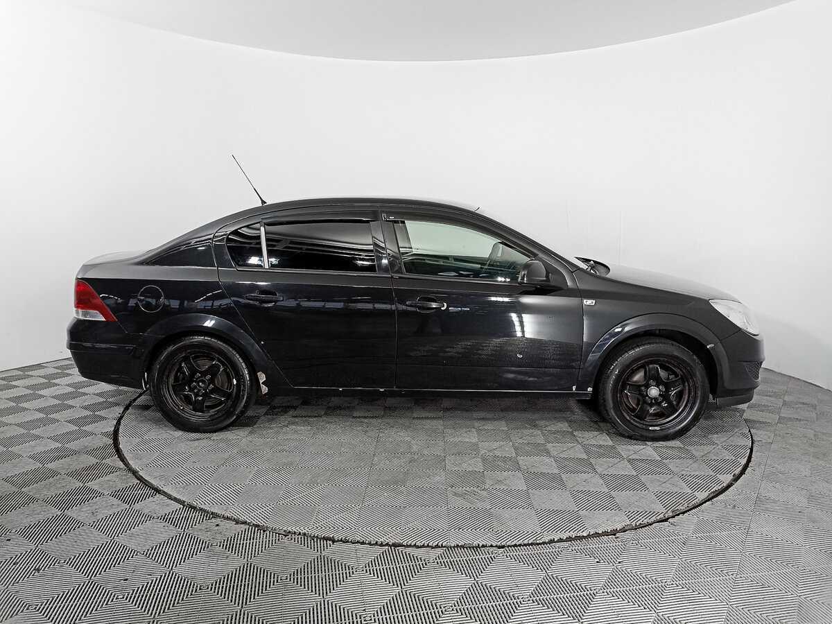 Опель Астра б/у, 2012, Механическая. Фото: #3