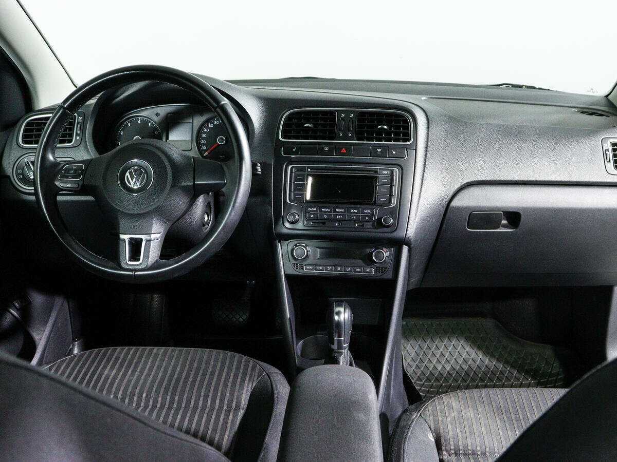 Фольксваген Поло б/у, 2014, Автоматическая. Фото: #11