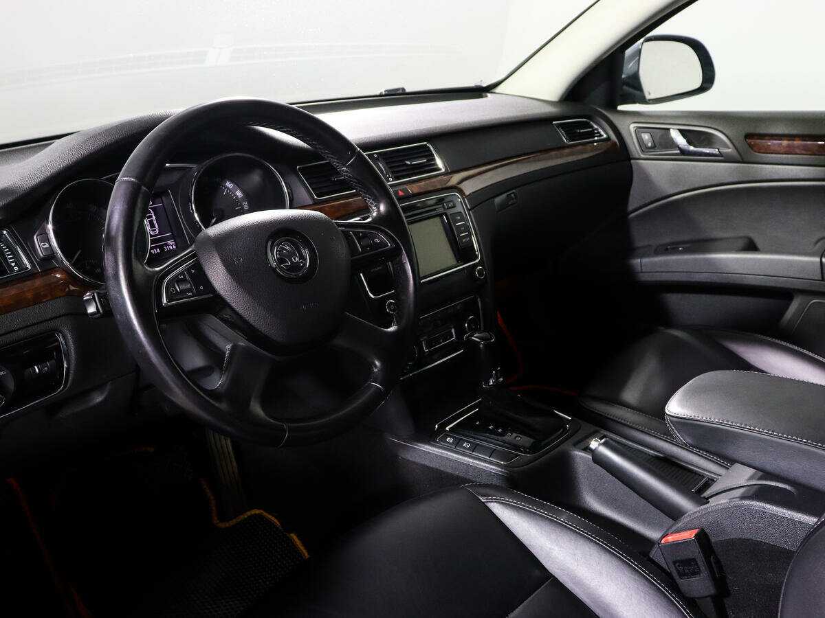 Шкода Суперб б/у, 2014, Роботизированная. Фото: #13