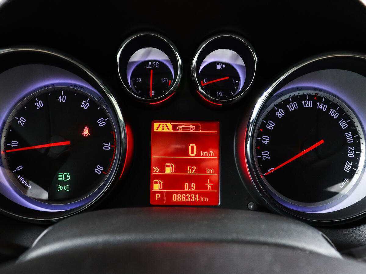 Опель Астра б/у, 2012, Автоматическая. Фото: #8