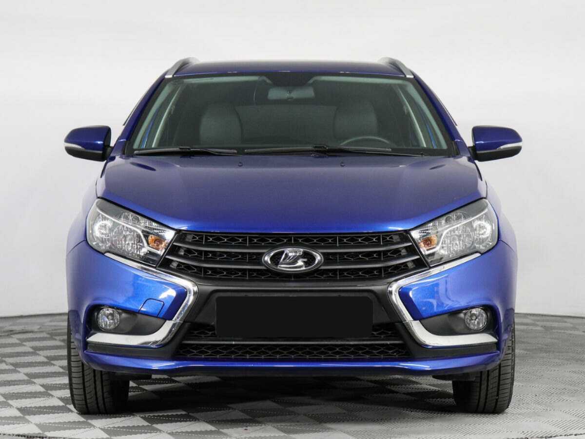 Лада (ВАЗ) Веста б/у, 2021, Механическая. Фото: #1