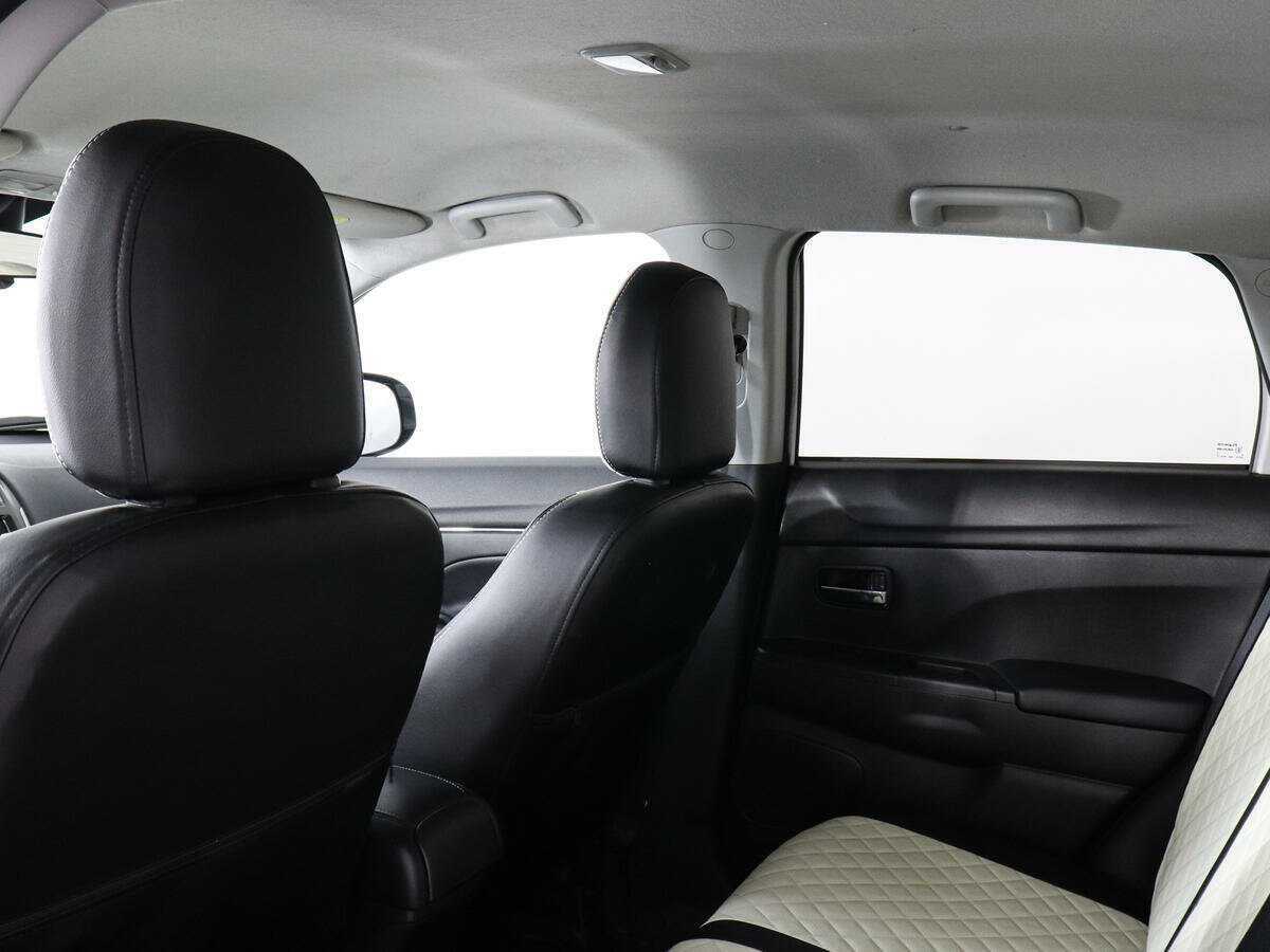 Митсубиши АС-Икс б/у, 2013, Вариатор. Фото: #11