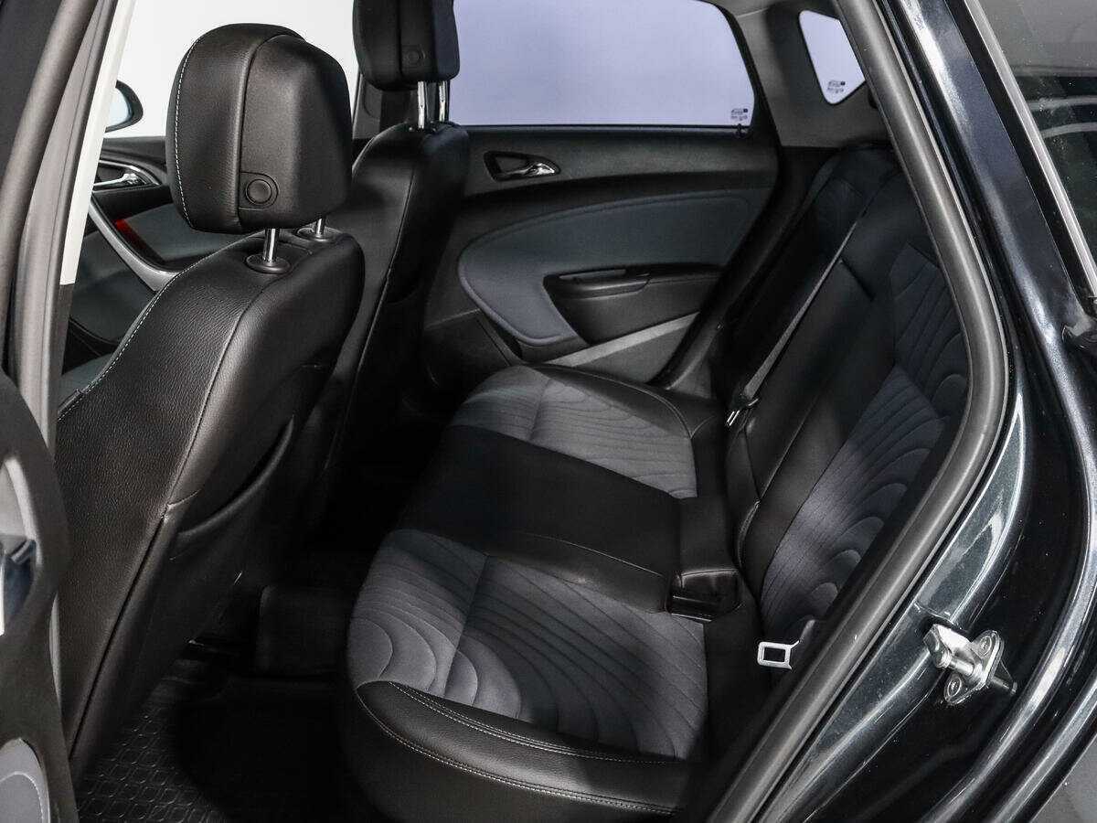 Опель Астра б/у, 2013, Автоматическая. Фото: #9