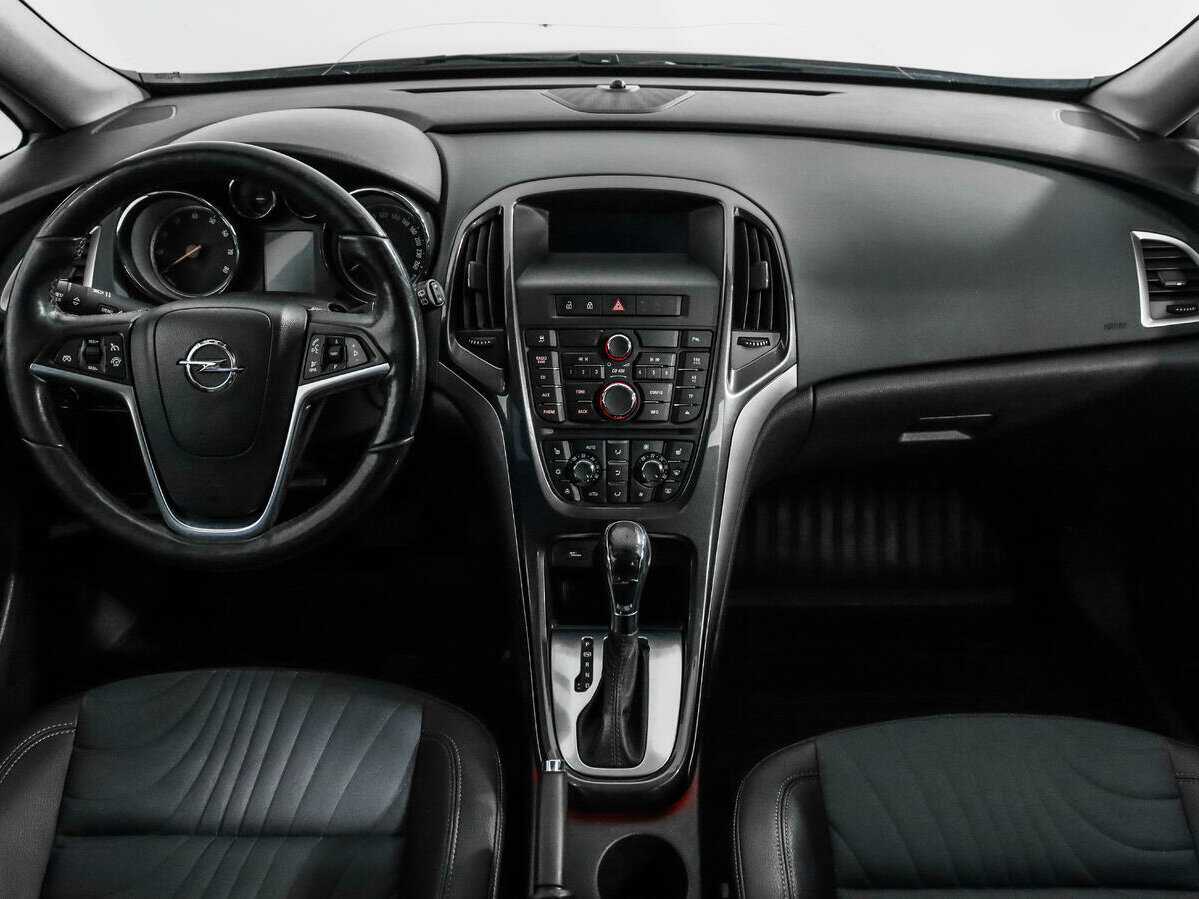 Опель Астра б/у, 2013, Автоматическая. Фото: #11