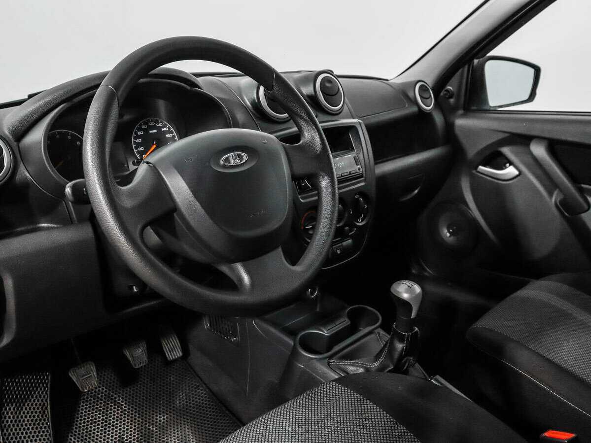 Лада (ВАЗ) Гранта б/у, 2015, Механическая. Фото: #8