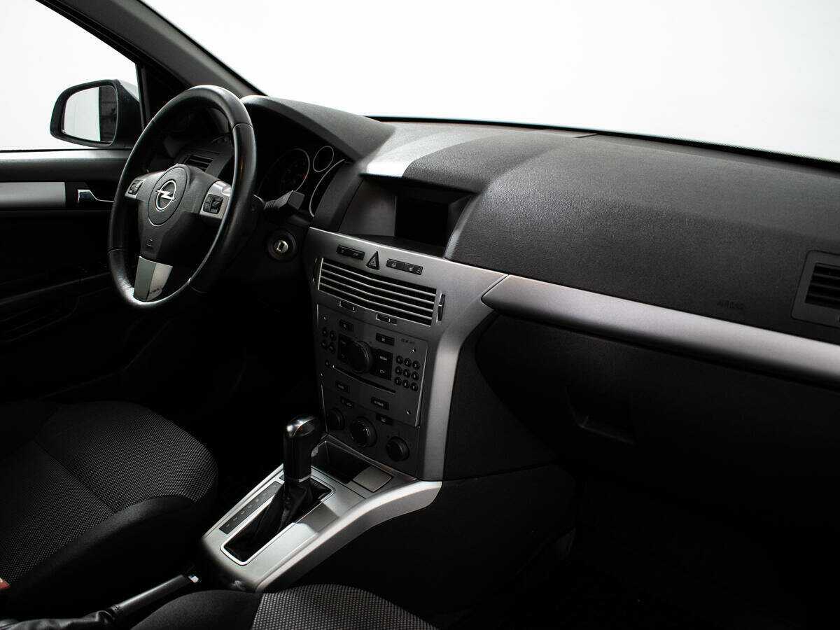 Опель Астра б/у, 2014, Автоматическая. Фото: #8