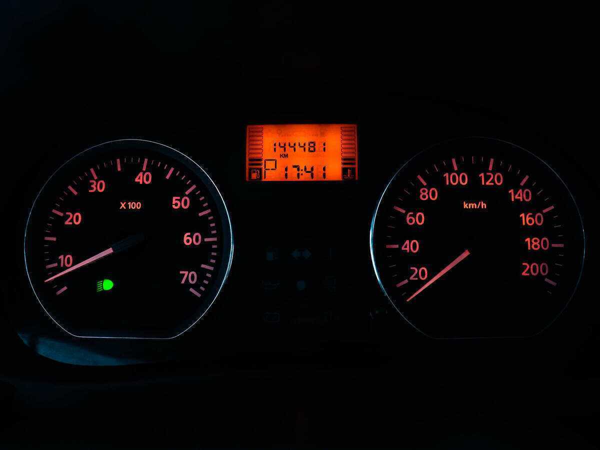 Ниссан Альмера б/у, 2014, Автоматическая. Фото: #5