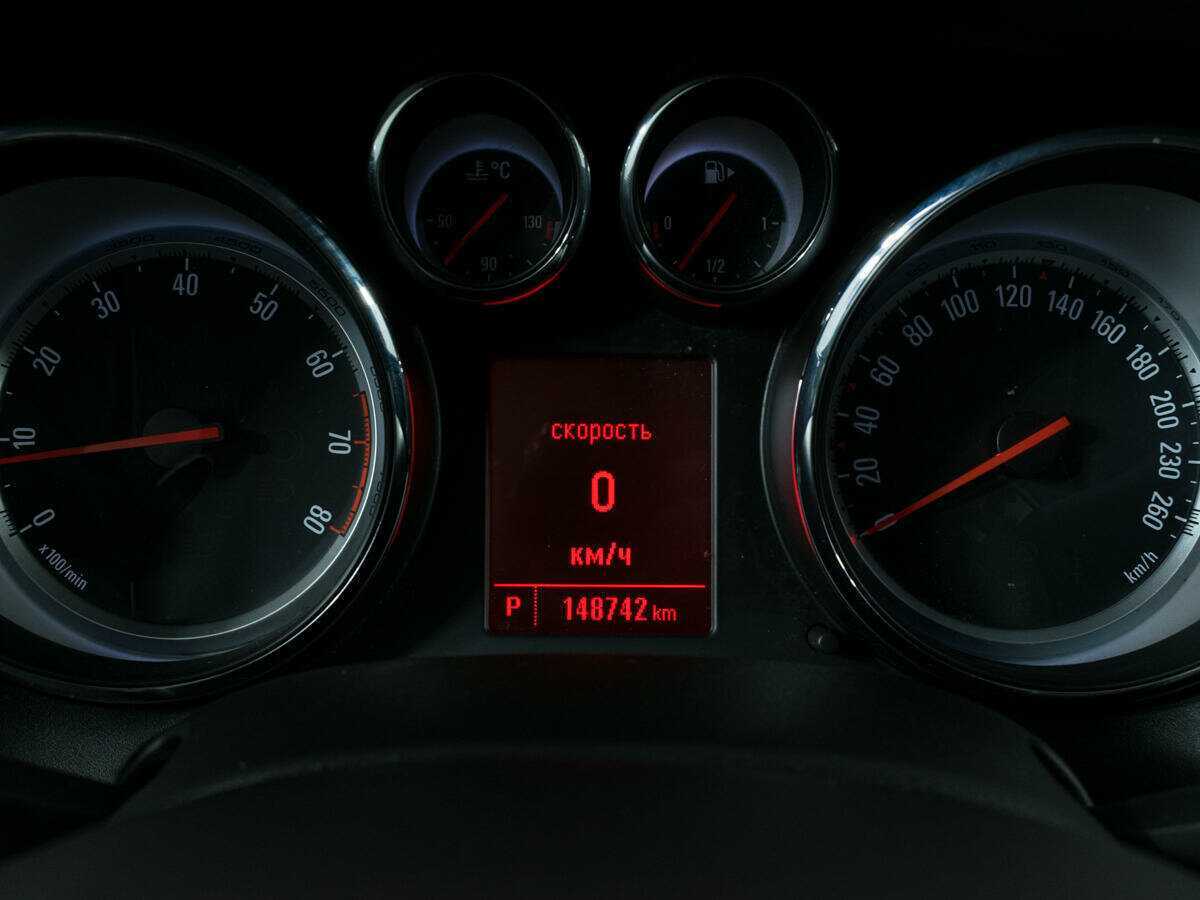 Опель Астра б/у, 2013, Автоматическая. Фото: #11