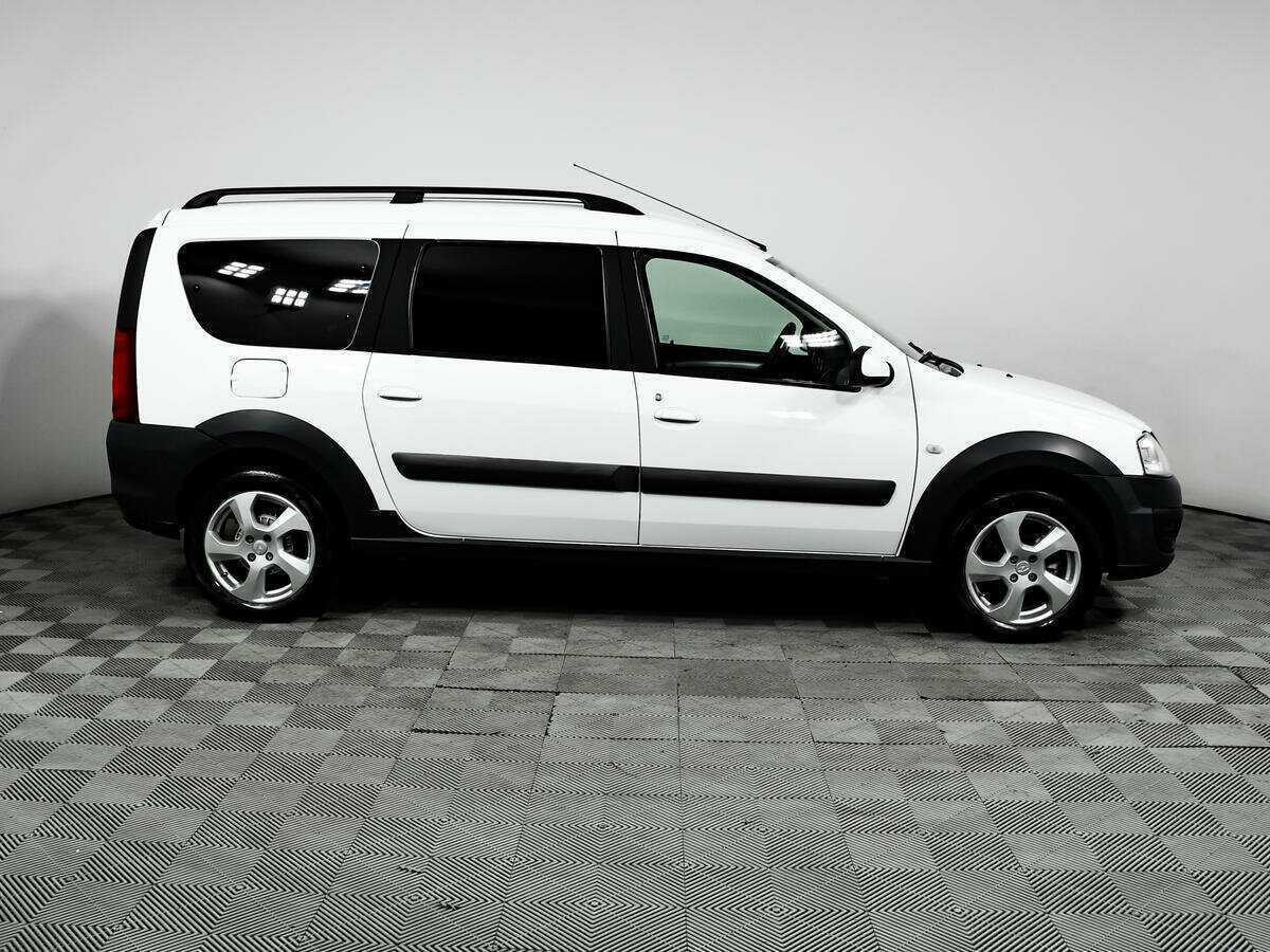 Лада (ВАЗ) Ларгус б/у, 2018, Механическая. Фото: #3