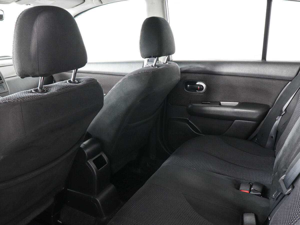 Ниссан Тиида б/у, 2013, Автоматическая. Фото: #11